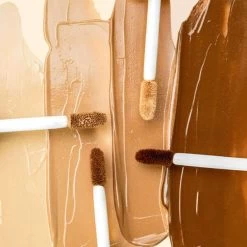 LumiMatte 2-in-1 Concealer & Brightening Duo In Deep -Butter London Shop lumimatte 2 in 1 concealer brightening duo in deepconcealer 755286